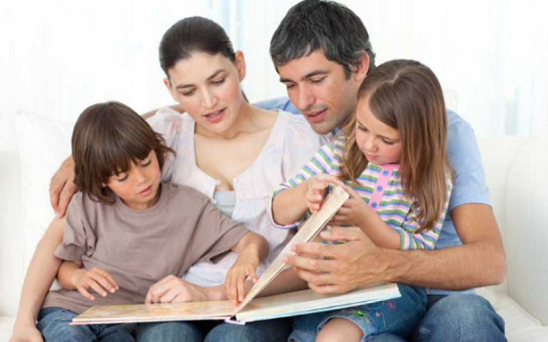 Conozca cómo la lectura favorece el desarrollo integral de nuestros hijos