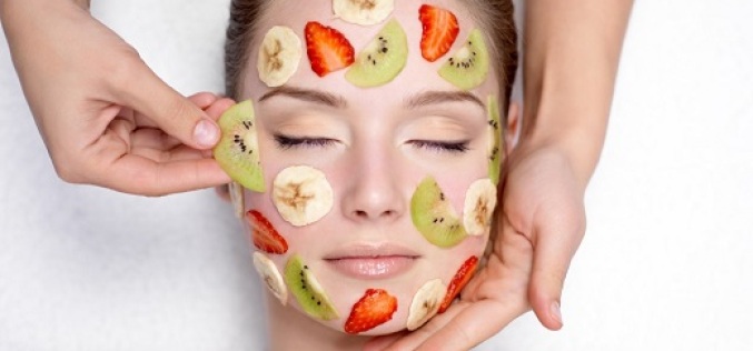 Cuatro terapias para renovar la piel del rostro luego de la exposición solar