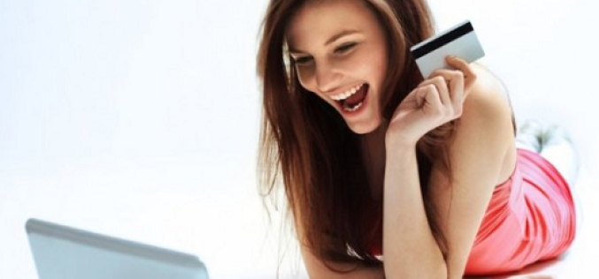 Las mujeres son más agresivas para la compra on line