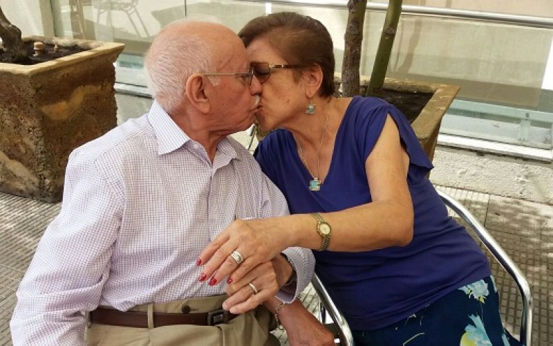 Una linda historia de amor entre adultos mayores