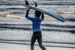 Se inaugurará Escuela de Surf Tongoy que apoyará a niños en riesgo social