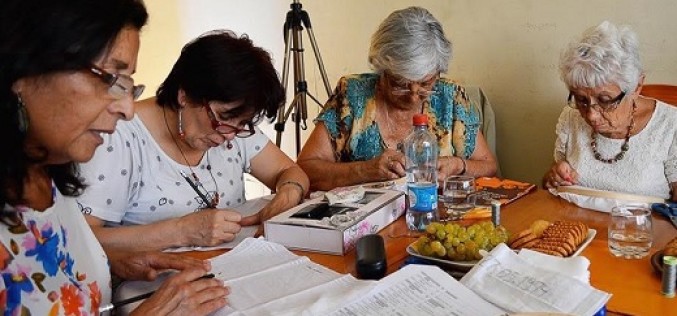 Biblioteca de Santiago cuenta con entretenidos talleres para este verano