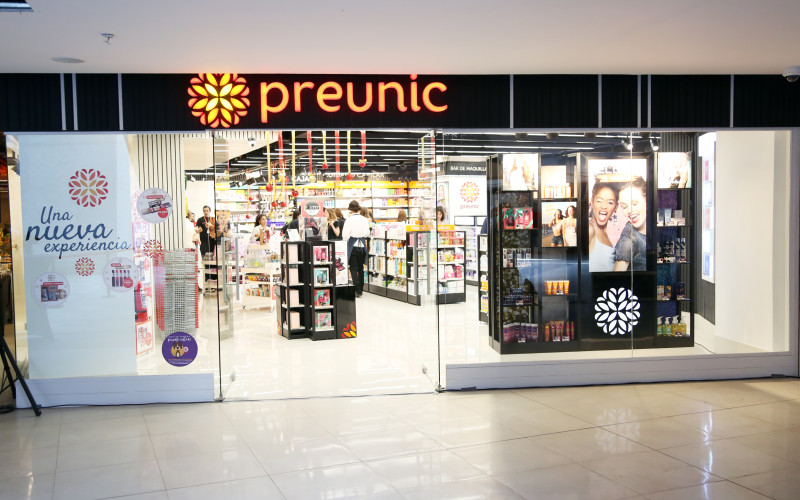 Con inauguración de tienda en Mall Barrio Independencia Preunic renueva su marca: refresca formato e imagen