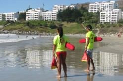 Corridas familiares y concursos de esculturas de arena, los protagonistas del verano en Puerto Velero