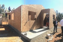 Apoyo a comunidades del sur tras incendios este verano:  Desafío Levantemos Chile inicia construcción de 24 viviendas en La Araucanía