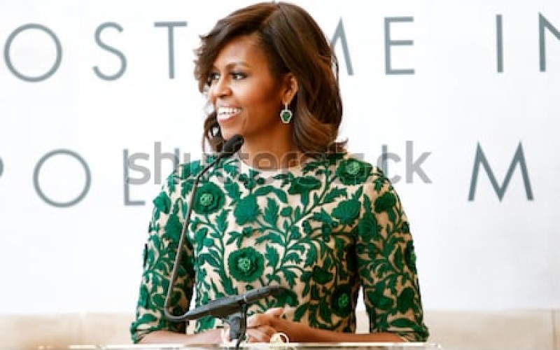 ¿Por qué el libro de Michelle Obama va camino a convertirse en la autobiografía más vendida de la historia?