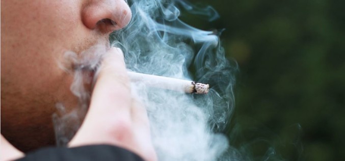 Segmentos socioeconómicos más bajos consumen más cigarrillos diariamente