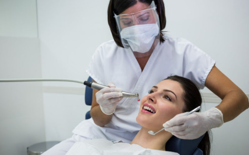 Mitos y verdades sobre ir al dentista en tiempos de Covid–19