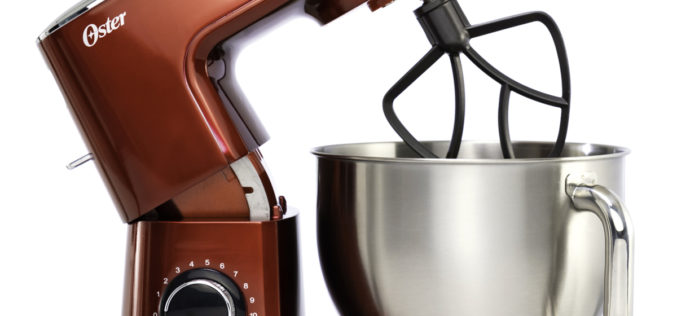 ¿Emprender cocinando en casa? La batidora de pedestal planetaria es la “socia” perfecta