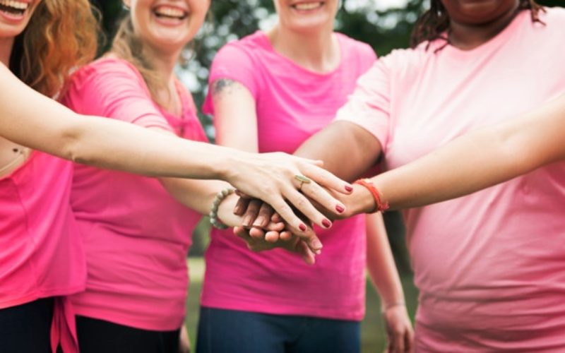 8 consejos para apoyar a una mujer en tratamiento por cáncer de mama
