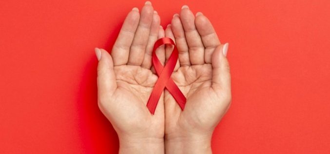 VIH en Chile hoy: mitos y verdades de una enfermedad que se mantiene al alza