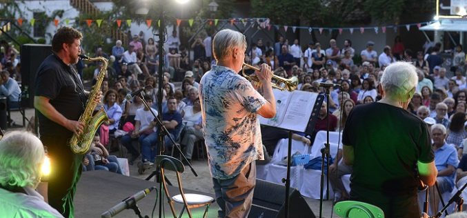 Nuevo ciclo de música al aire libre cierra el verano en Vitacura