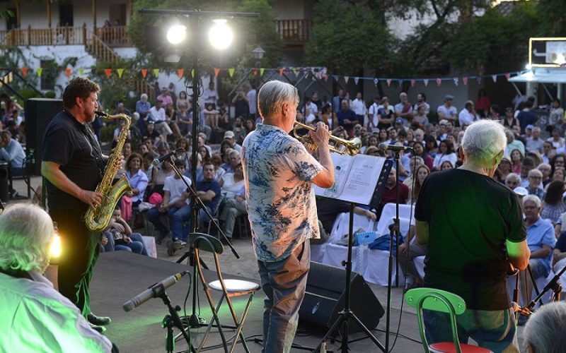 Nuevo ciclo de música al aire libre cierra el verano en Vitacura