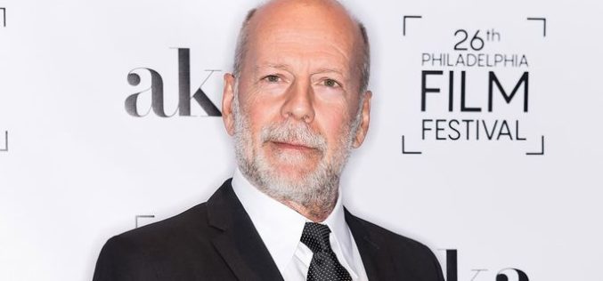 Bruce Willis se retira de la actuación tras diagnostico de afasia
