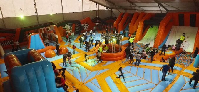 Jump City Park, el parque inflable más grande del mundo extiende su temporada