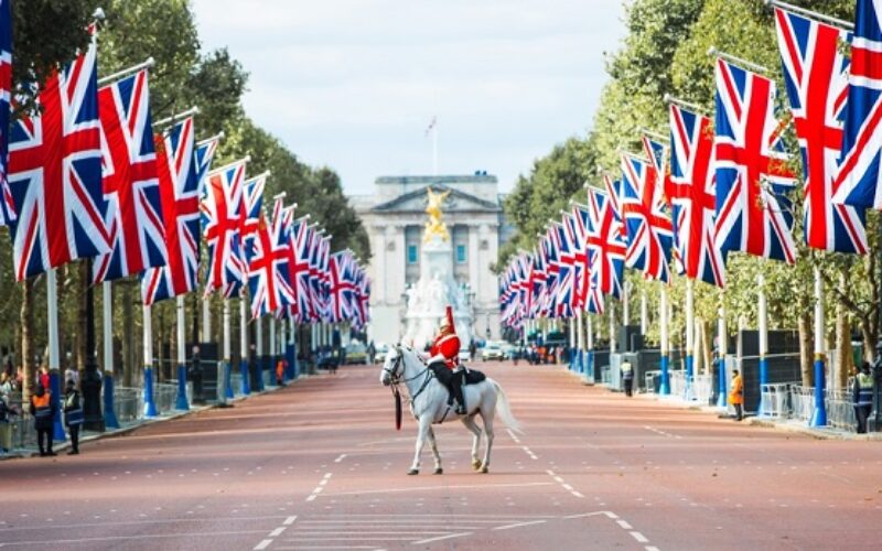 ¿Estarás en Londres para la coronación de Carlos III? Estos datos son para ti