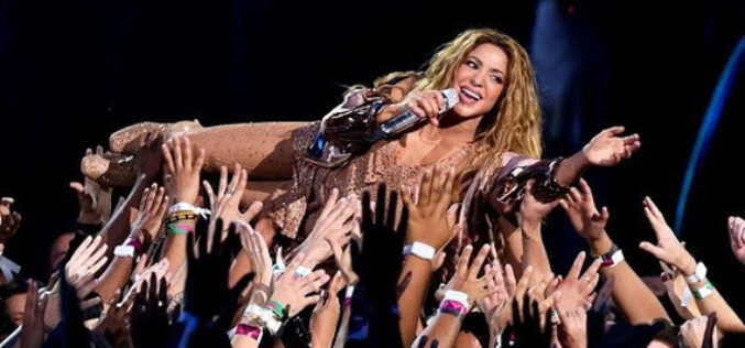 Shakira recibió el premio Michael Jackson Vanguard de MTV
