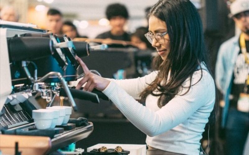 Mujeres alcanzan podio en campeonato de baristas y filtrados