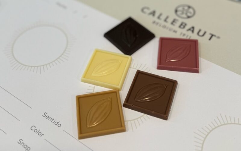 Barry Callebaut presenta los 5 colores del chocolate