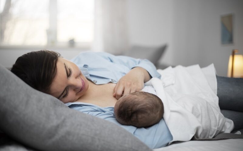 Los desafíos de la lactancia materna: un 40% de las madres sufren problemas en el posparto