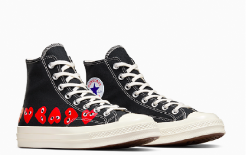 La colaboración Converse x PLAY Comme des Garçons celebra su 15º aniversario